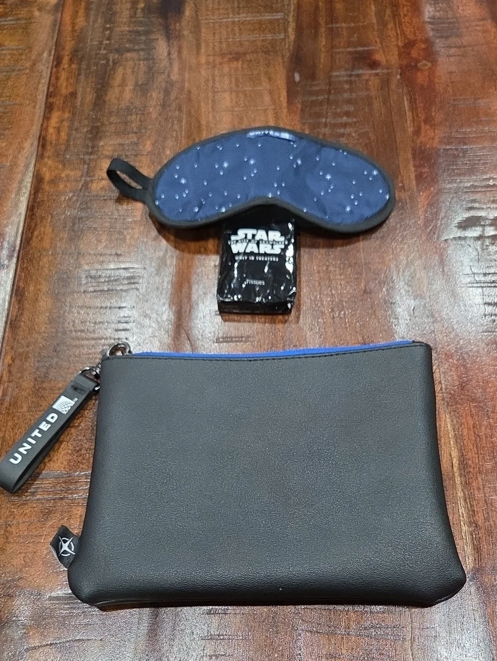 Star Wars Pouch United Airlines NWOT
